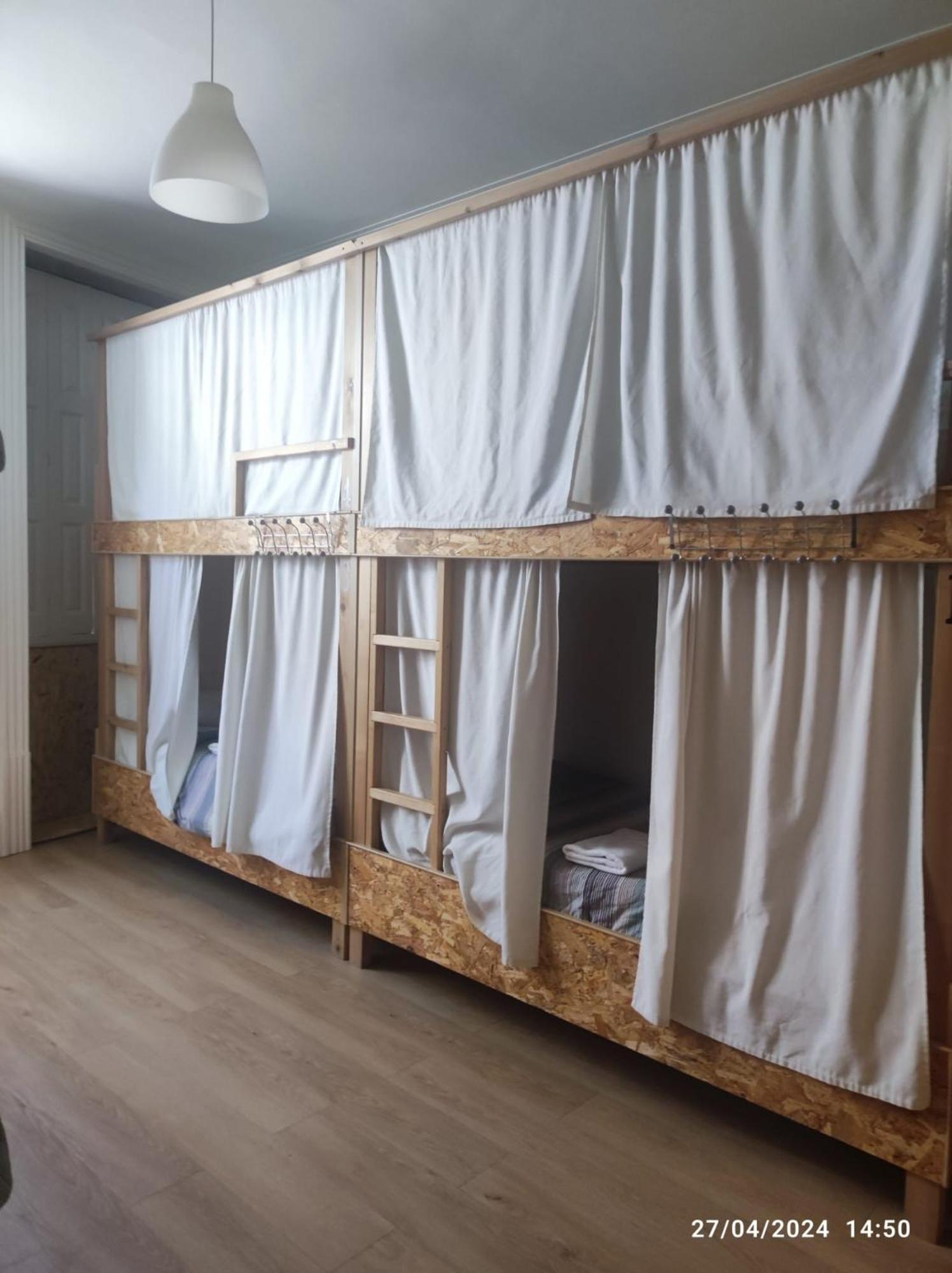 Queen'S Garden Hostel Порту Экстерьер фото